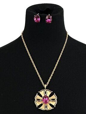 CROWN TRIFARI Maltese cross vintage set - necklace earrings gold-tone pink stone